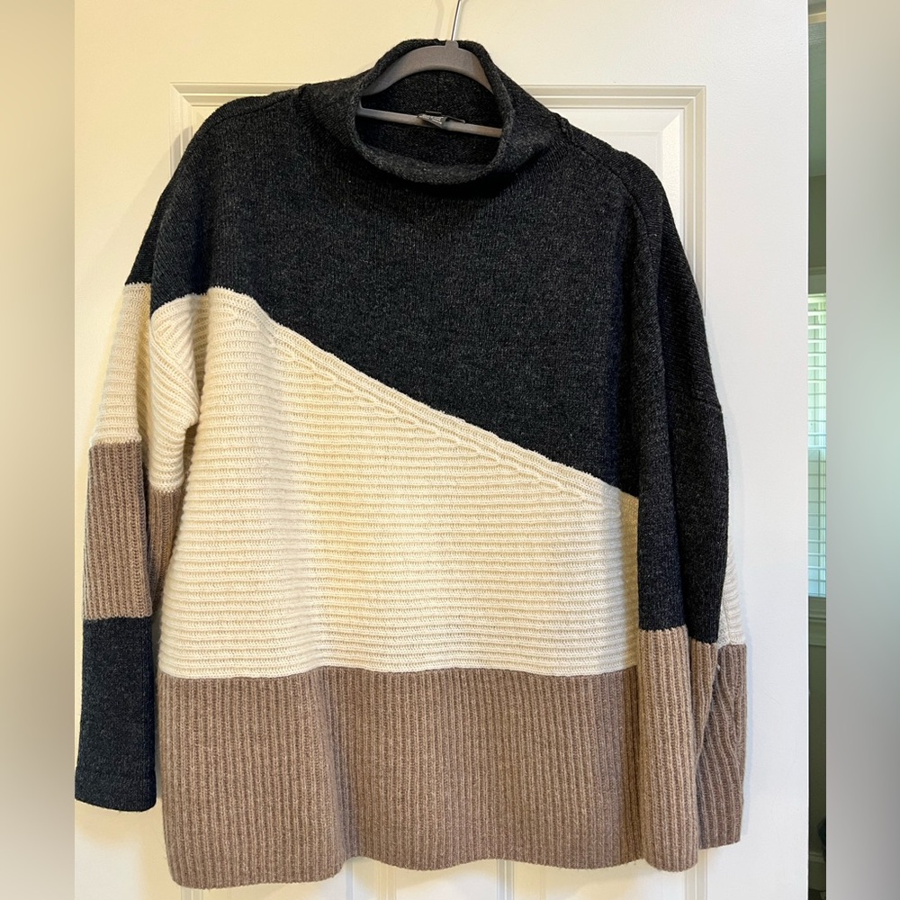French Connection sweater. Size Medium.